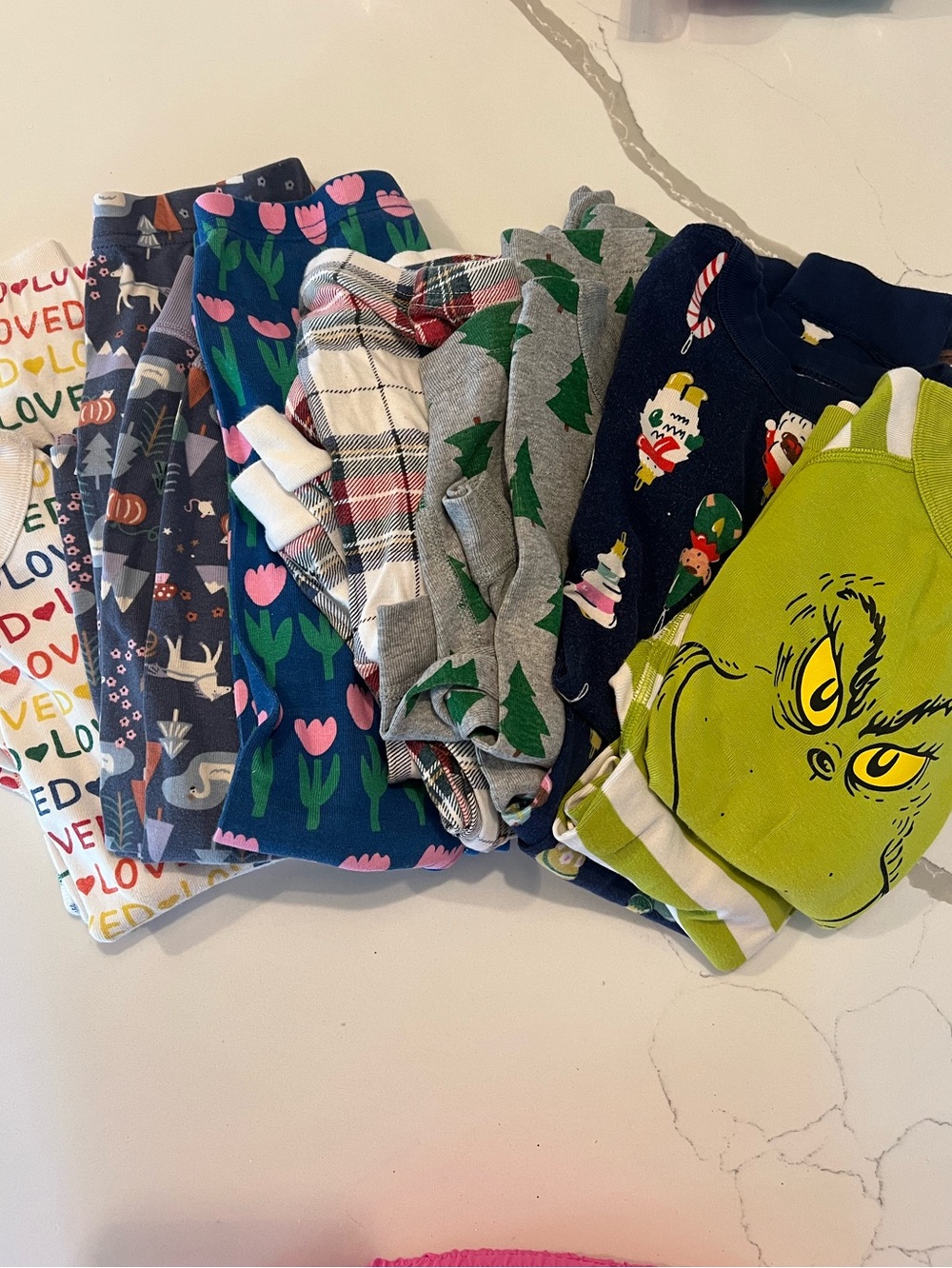 Size 5 Jammie Haul - Hanna Andersson (and one Gap) - 4 HOLIDAY JAMS